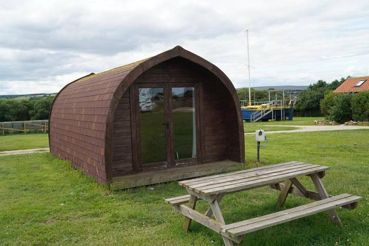 Glamping for 4 people, with Garden and View in Whitby