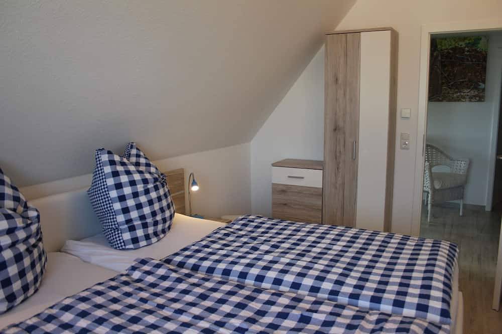 Reethaus in 1. Reihe zur Ostsee - nahe der Hansestadt Wismar in Zierow, Nordwestmecklenburg (Wismar und Umgebung)