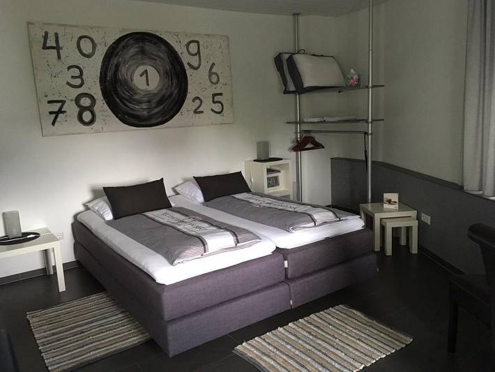 Hotel Brasserie Typisch - Doppelzimmer, Dusche oder Bad, Wc, Komfort in Kell am See, Landkreis Trier-Saarburg