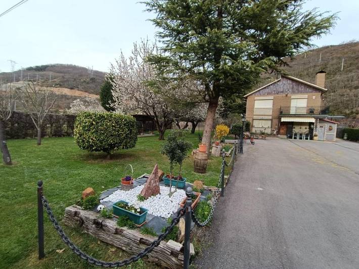 Casa rural para 10 personas, con jardín, Familias con niños en La Pola de Gordón - 4