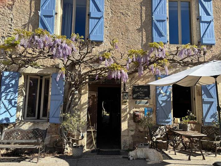 Location de vacances pour 2 personnes, avec Terrasse ainsi que Jardin et Vue à Les Cabannes (Tarn)