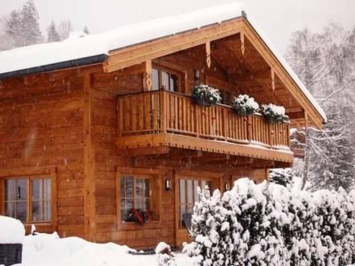 Ferienhaus für 9 Personen, mit Balkon und Terrasse sowie Garten in Niedernsill