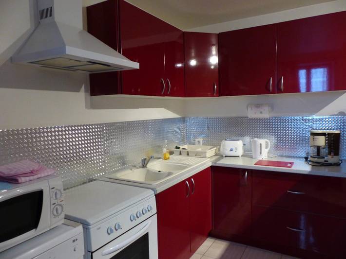 Gîte pour 6 personnes, avec terrasse et jacuzzi, animaux acceptés à Bransat - 2