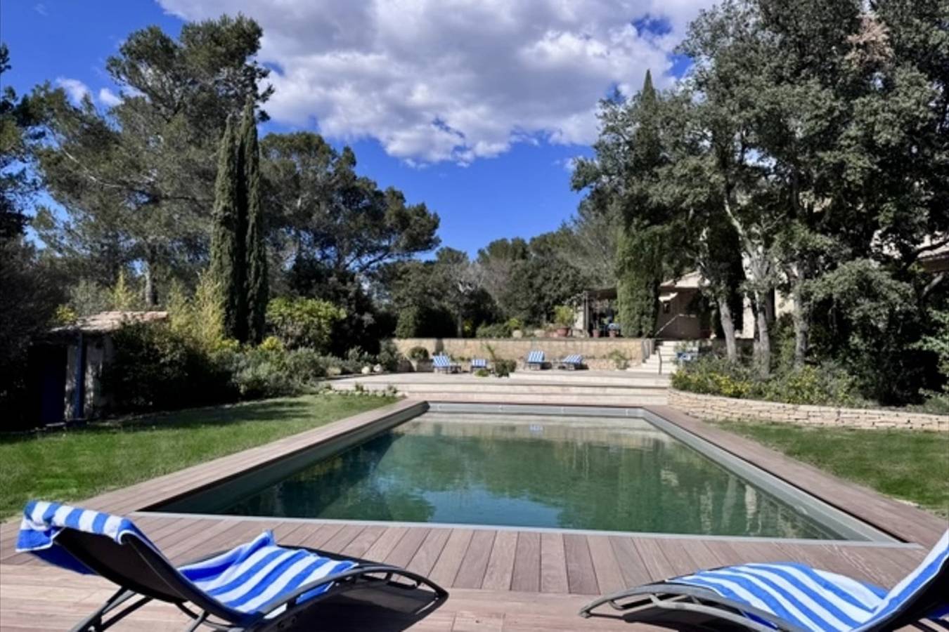 Villa en campagne avec piscine in Lambesc, Région d'Aix-en-Provence