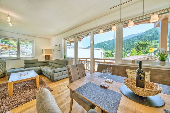 Vakantiewoning voor 6 personen, met Balkon en Tuin in Kaprun