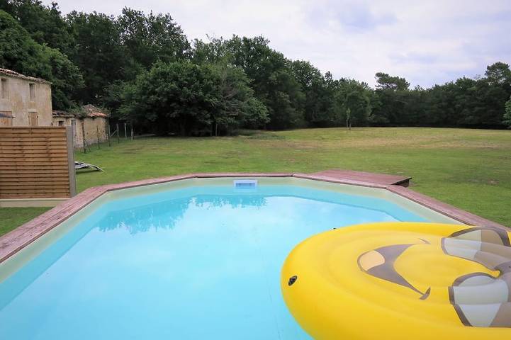 Chalet para 6 personas, con piscina y jardín - 1