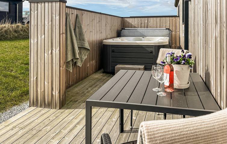 Ferienhaus mit Meerblick für 8 Personen, mit Garten und Sauna sowie Terrasse in Kelstrup Strand - 2