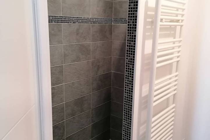 Gîte pour 6 personnes, avec balcon et piscine à Roquefort-la-Bédoule - 4