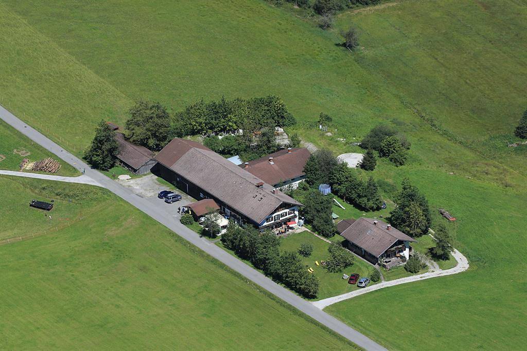 Ganze Ferienwohnung, "Nr. 2" - Ferienwohnung/2 Schlafräume/Dusche, Wc in Mittenwald, Bayerische Alpen