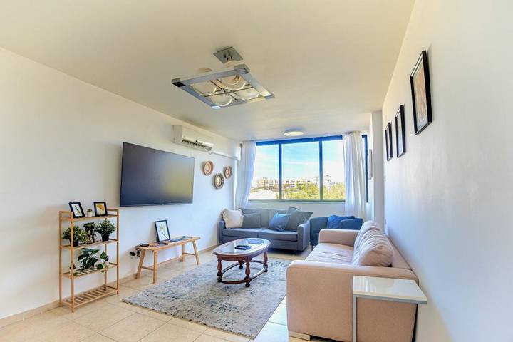 Apartamento de vacaciones para 8 personas, con vistas y jardín, Familias con niños - 1