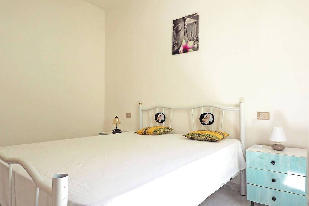 Entire apartment, Robinia 1 - 3 posti a pochi metri dalla spiaggia in Baia Verde, Gulf of Taranto