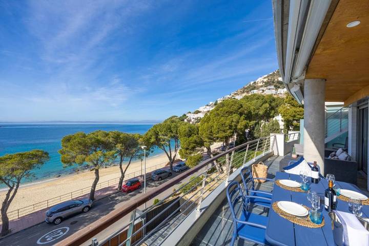 Appartement de vacances pour 5 personnes, avec piscine ainsi que terrasse et vue, animaux acceptés