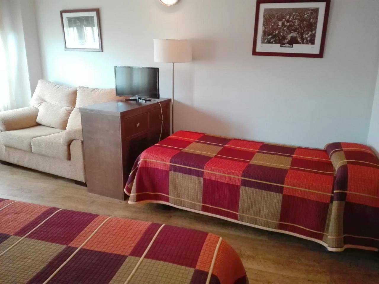 Hostal Patrón in Castañares de Rioja, Provincia de La Rioja