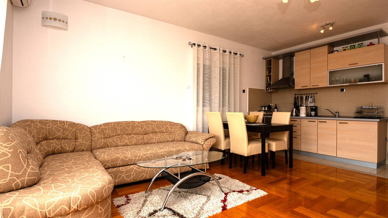Ganze Wohnung, Apartman Olivera-Trogir by Villas Guide in Seget Vranjica, Split-Dalmatien