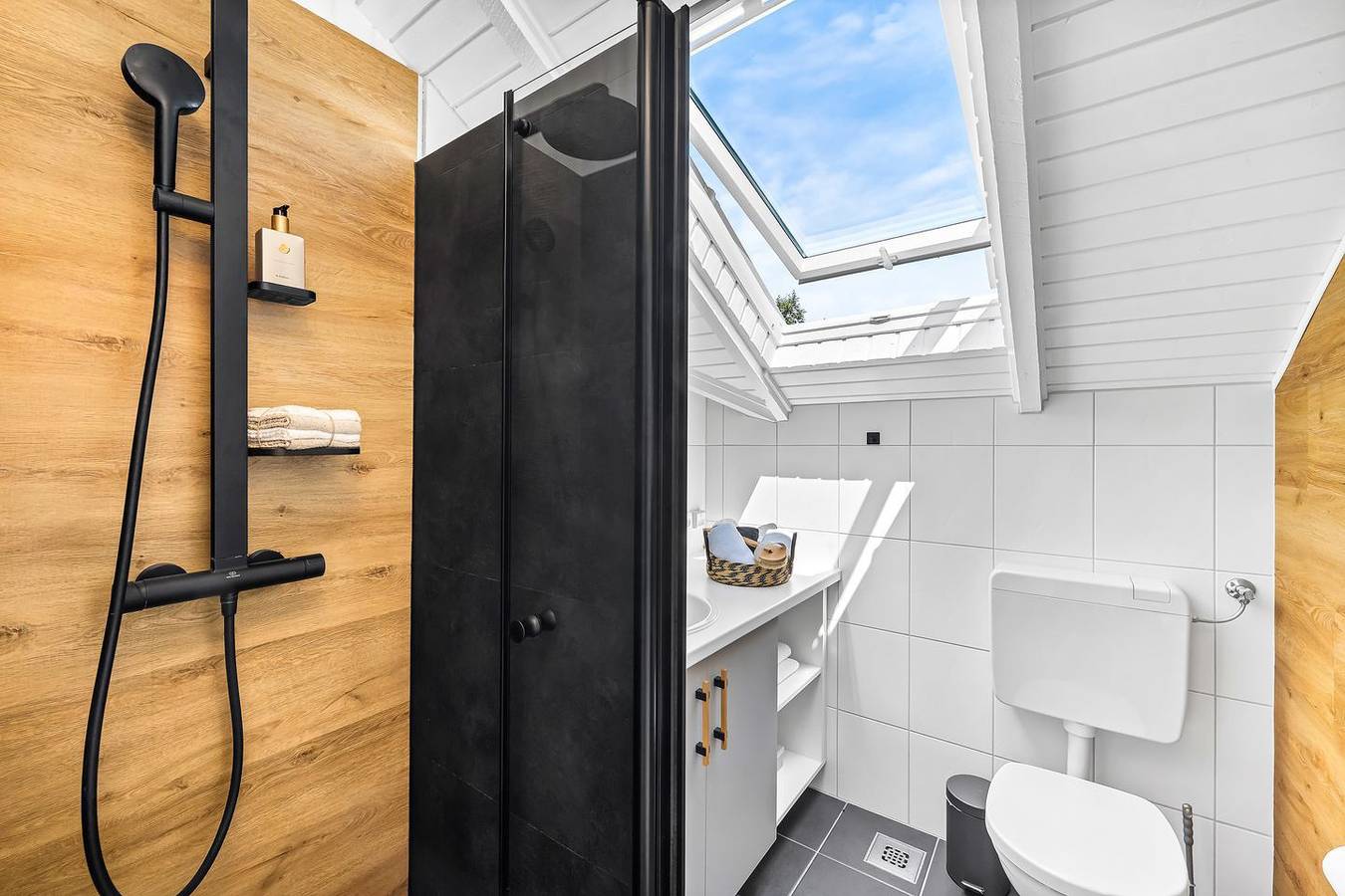 Kiek in - Kamin, Klimaanlage im Wohnzimmer, Waschmaschine, Terrasse, Grill in Glücksburg, Flensburger Förde
