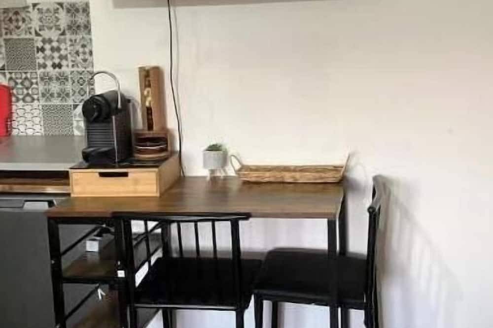 Ganze Wohnung, Cosy apartment with 2 fully-equipped studios in Saint-Pierre-des-Corps, near train station in Saint-Pierre-des-Corps, Tours und Umgebung