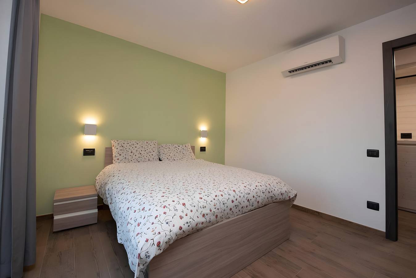 Ganze Wohnung, Suly Appartements 1 – Moderne Ferienwohnung mit Panoramablick in Saint-Vincent in Cillian, Comune di Saint-Vincent