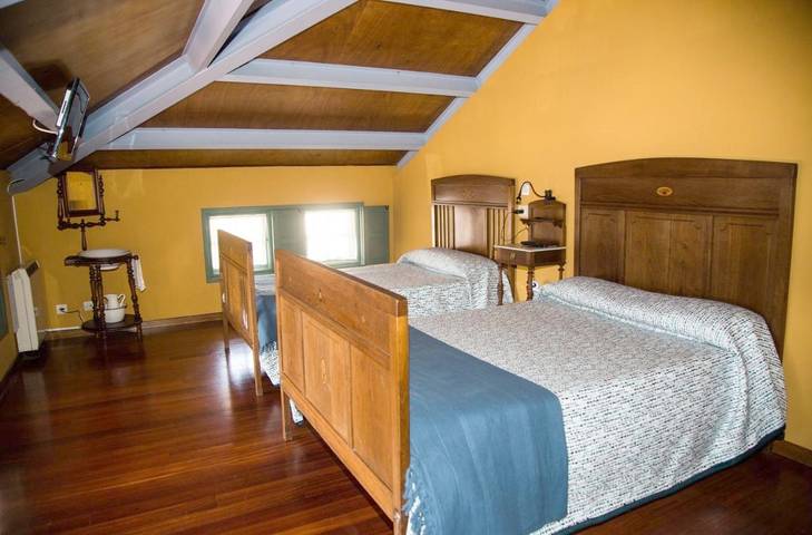 Casa rural para 3 personas, con Terraza y Jardín en Arzúa - 2