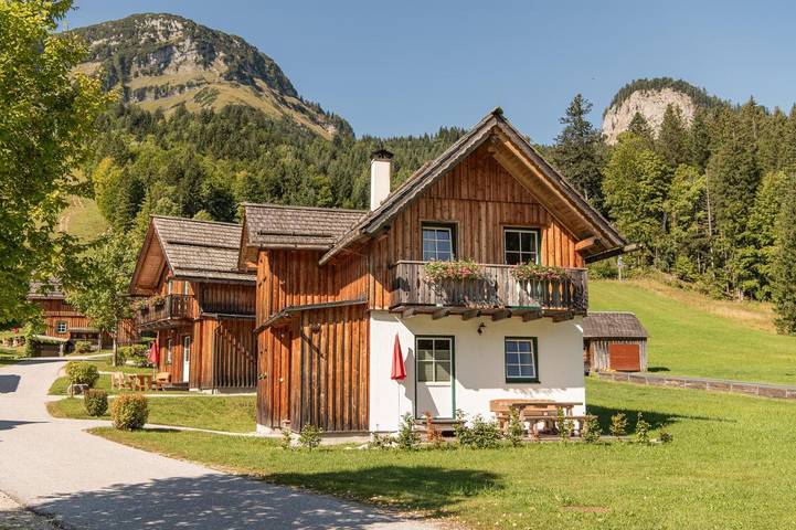 Apartmenthotel für 8 Personen, mit Sauna und Garten sowie Ausblick in Altaussee