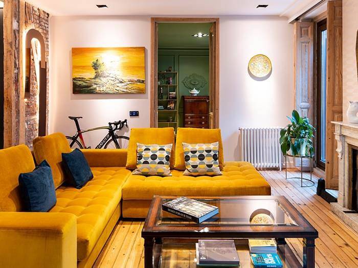 Entire vacation apartment, Colegiata Apartment in Centro (Madrid), Madrid