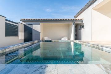 Villa pour 8 Personnes dans Saint-Geniès-de-Malgoirès, Région de Nîmes, Photo 2