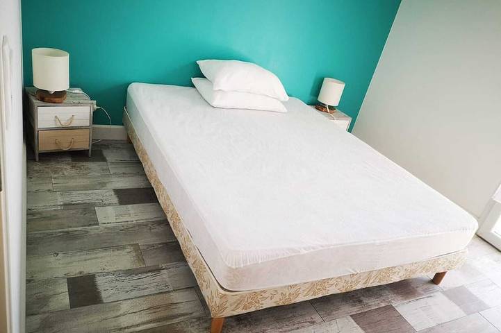 Location de vacances pour 6 personnes, avec terrasse et jardin à Figari - 2