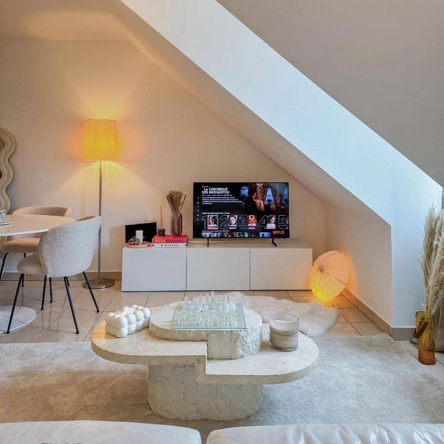 Appartement entier, Two-Bedroom Apartment in Hortillonnages d'Amiens, Amiens