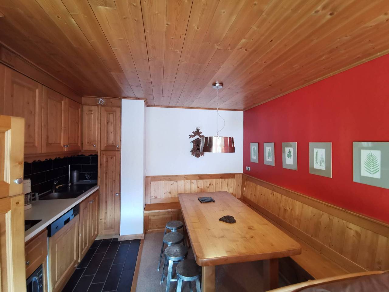 Ganze Wohnung, Schöne 2-Zimmer-Wohnung mit Balkon nahe Pisten und Geschäften in Méribel in Méribel-Mottaret, Les Allues