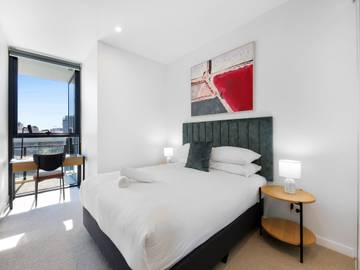 Holiday Rental for 4 People in Broadbeach, Queensland, Photo 2