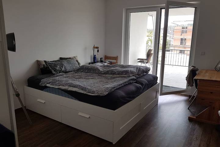 Appartement entier, Spacious modern apartment, large balcony, W-Lan, underground parking, quiet suburban location in Bad Kissingen, Rhön-Bayern