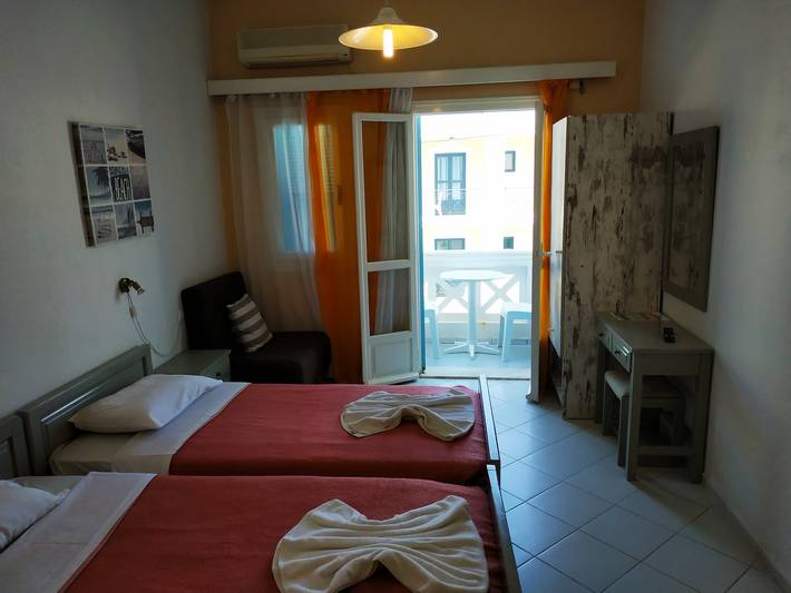 Studio pour 3 personnes, avec balcon