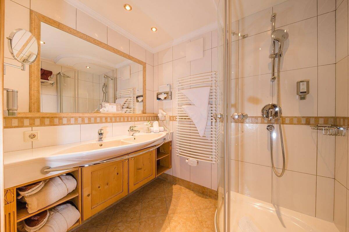Doppelzimmer "Goldnestl" 24m² in Altenmarkt im Pongau, Ski Amadé