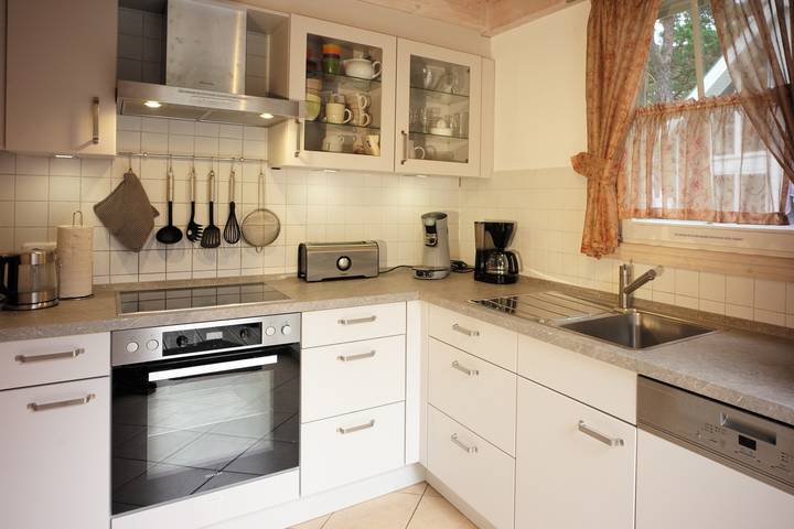 Ferienhaus für 6 Personen, mit Whirlpool und Terrasse sowie Sauna in Mönchgut-Granitz - 3