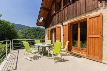 Maison De Vacances pour 8 Personnes dans Entremont-le-Vieux, Région de Chambéry, Photo 4