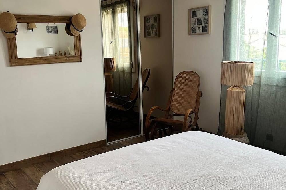Villa with private pool near the Canal du Midi. in Capestang, Mittelmeerküste (Frankreich)