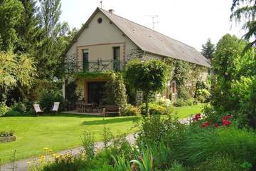 Location de vacances pour 4 personnes, avec jardin dans Saint-Germain-le-Fouilloux