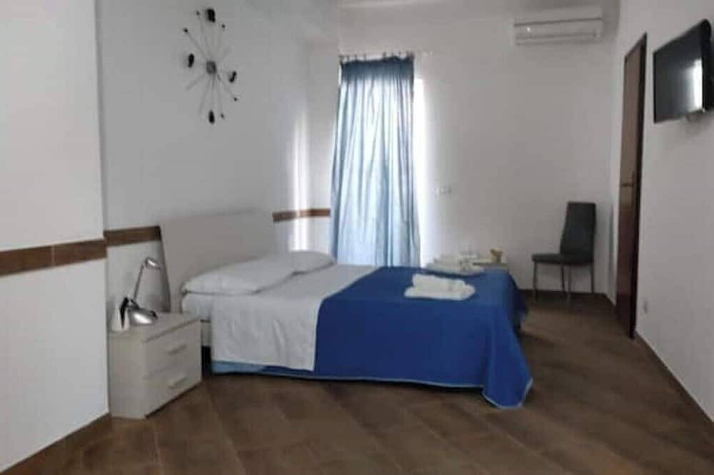 Summer Dream - Studio apartment with terrace in Mazara del Vallo, Mazara del Vallo und Umgebung