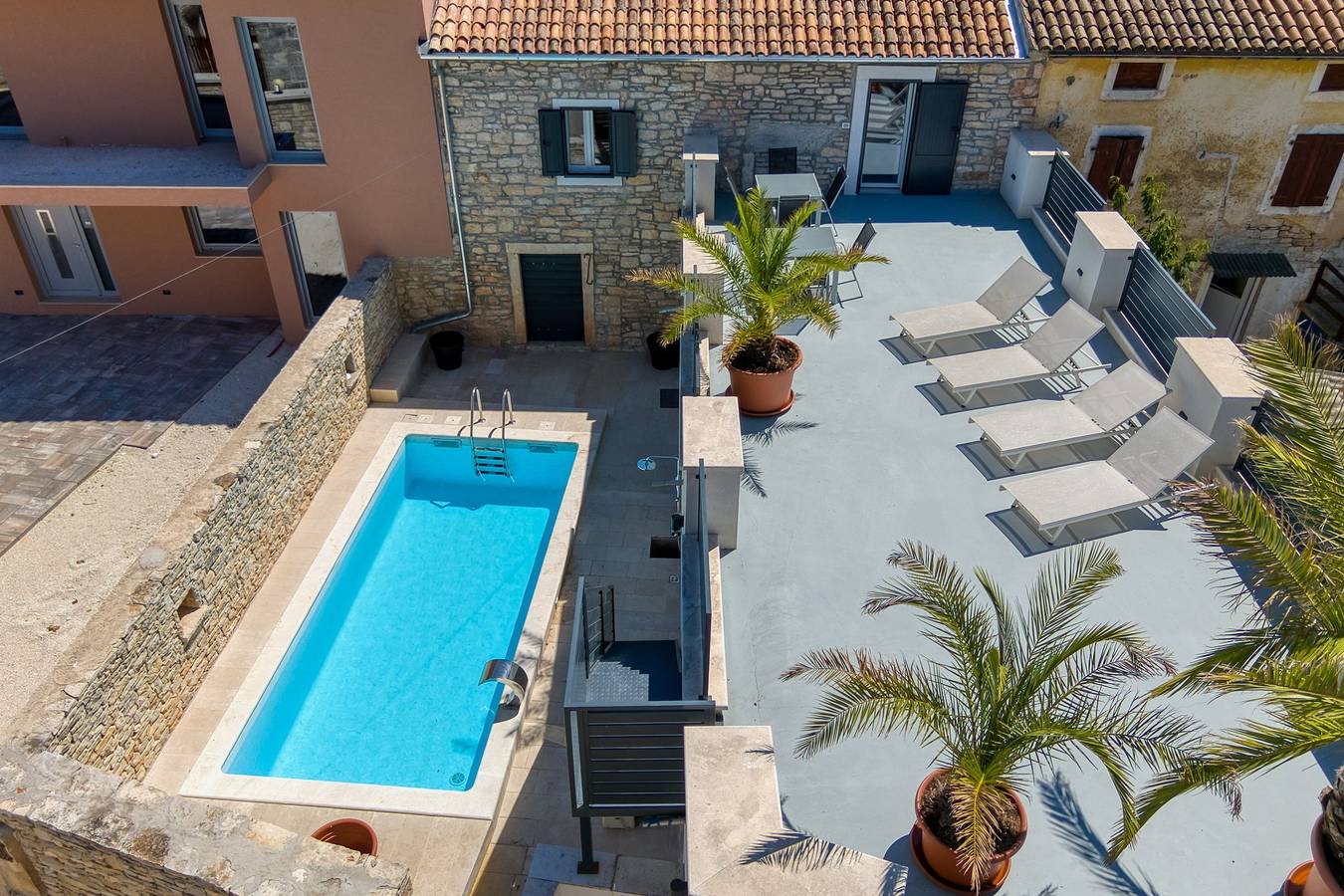 Villa Galant with Pool and Sauna in Kanfanar, Zentralistrien