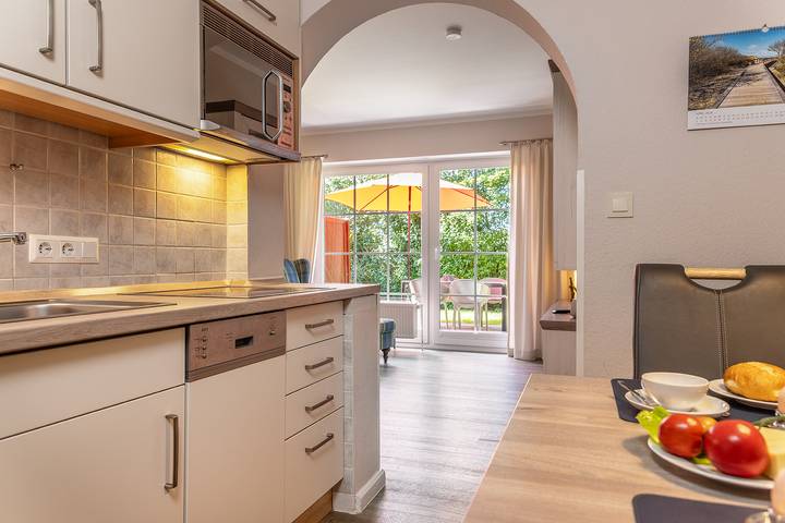 Ferienwohnung für 2 Personen, mit Terrasse und Garten, kinderfreundlich in Neuharlingersiel - 3