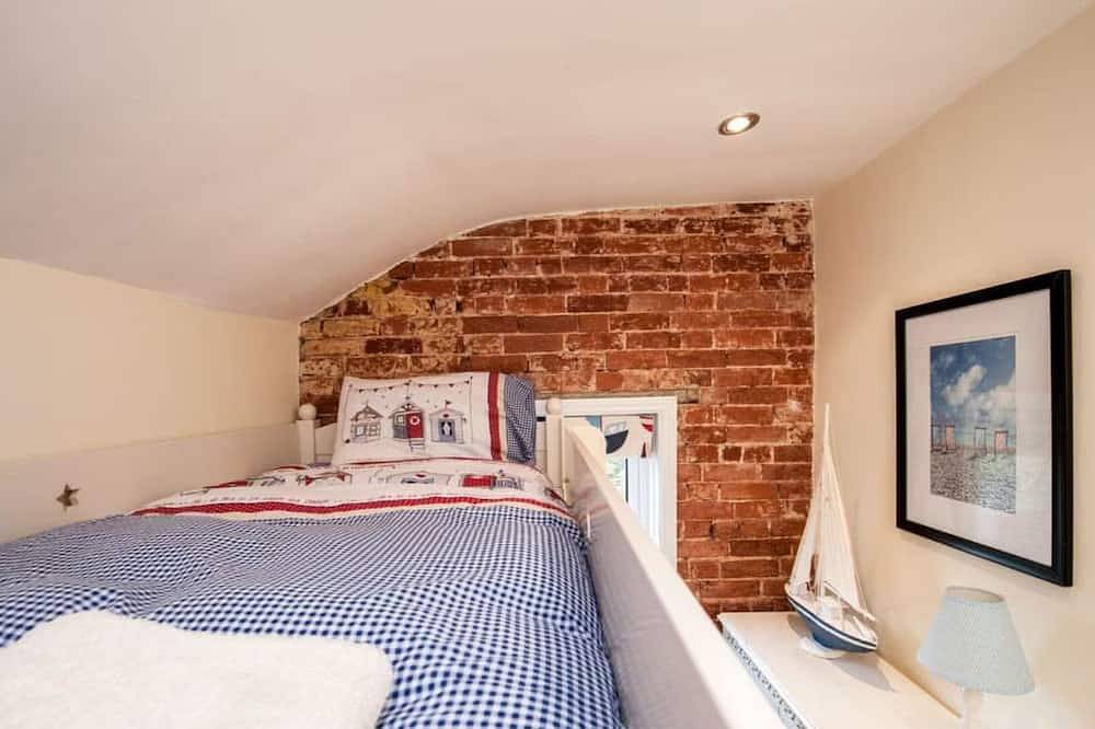 ♥ Pebble Cottage Aldeburgh Beach Pet friendly Parking permit included 5* reviews in Aldeburgh, Suffolk