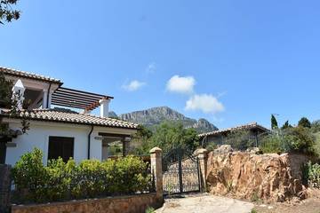 Ferienwohnung für 5 Personen, mit Balkon und Garten in Santa Maria Navarrese