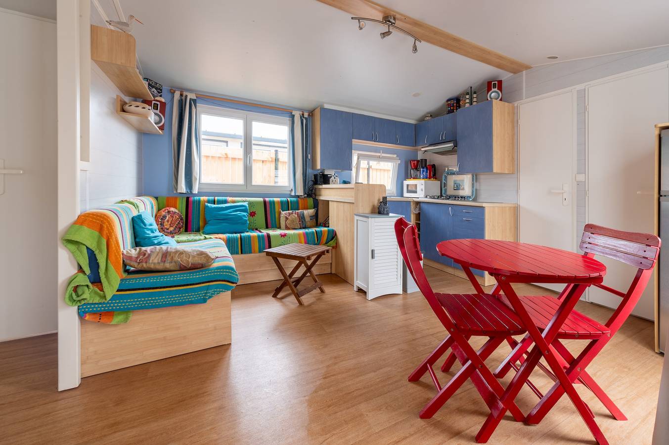 Mobilhome 'Mobilhome 6 Pers - Piscine' avec piscine partagée, terrasse partagée et jardin privé in Saint-Gildas-de-Rhuys, Côte des Mégalithes
