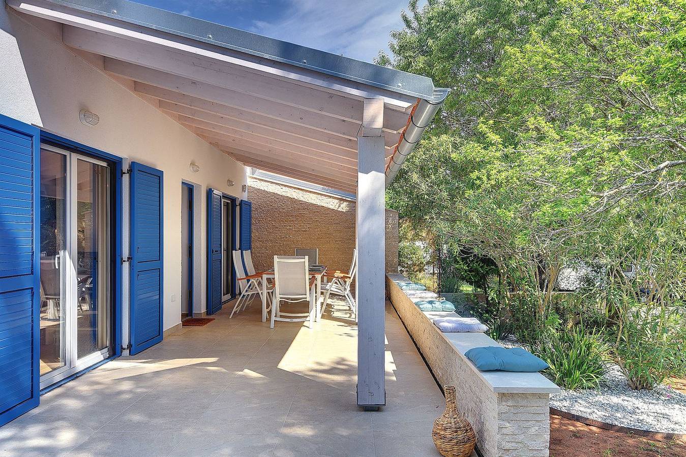 Ferienhaus nur 20 Meter vom Strand entfernt in Premantura, Costa sur de Istria