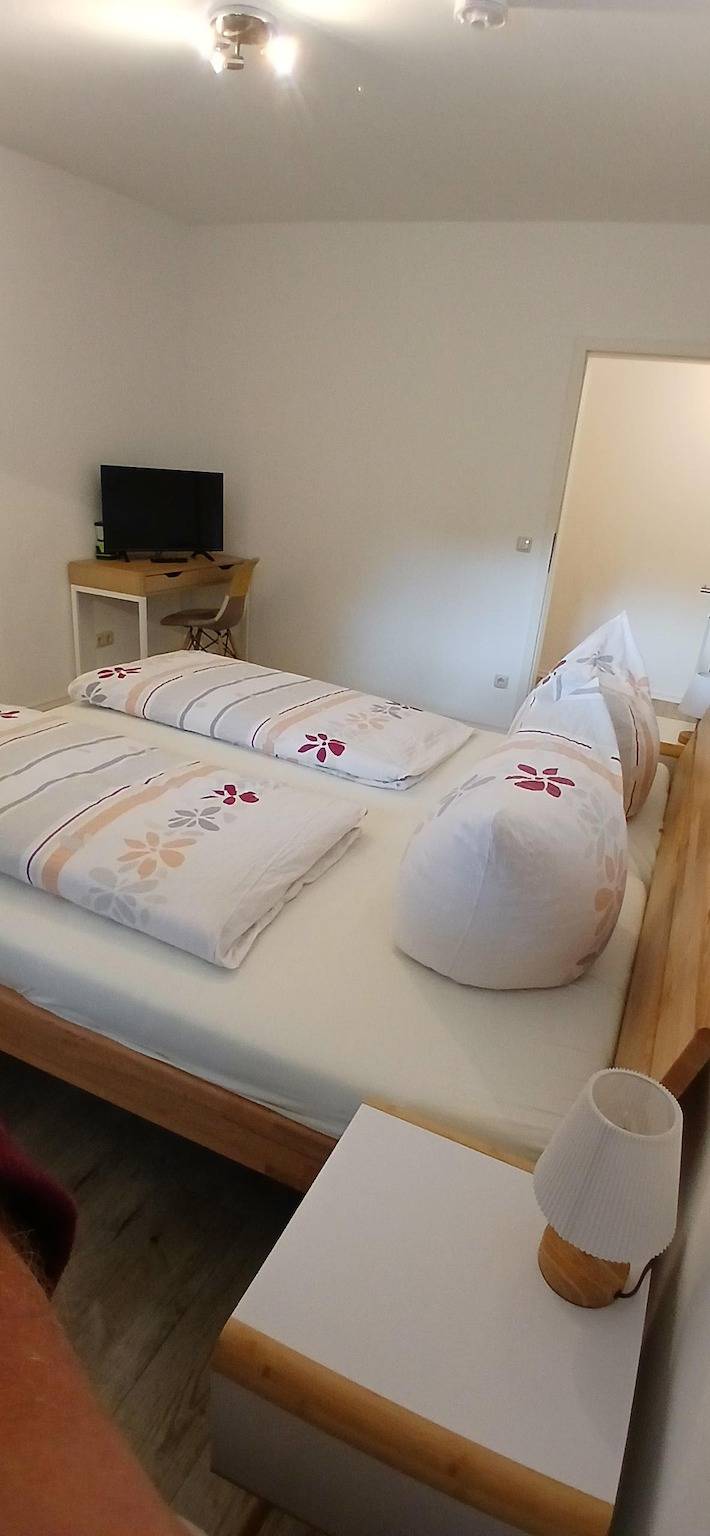 Ganze Ferienwohnung, Ferienwohnung Bergblick - Ferienwohnung 58qm mit Balkon in Marquartstein, Bayerische Alpen