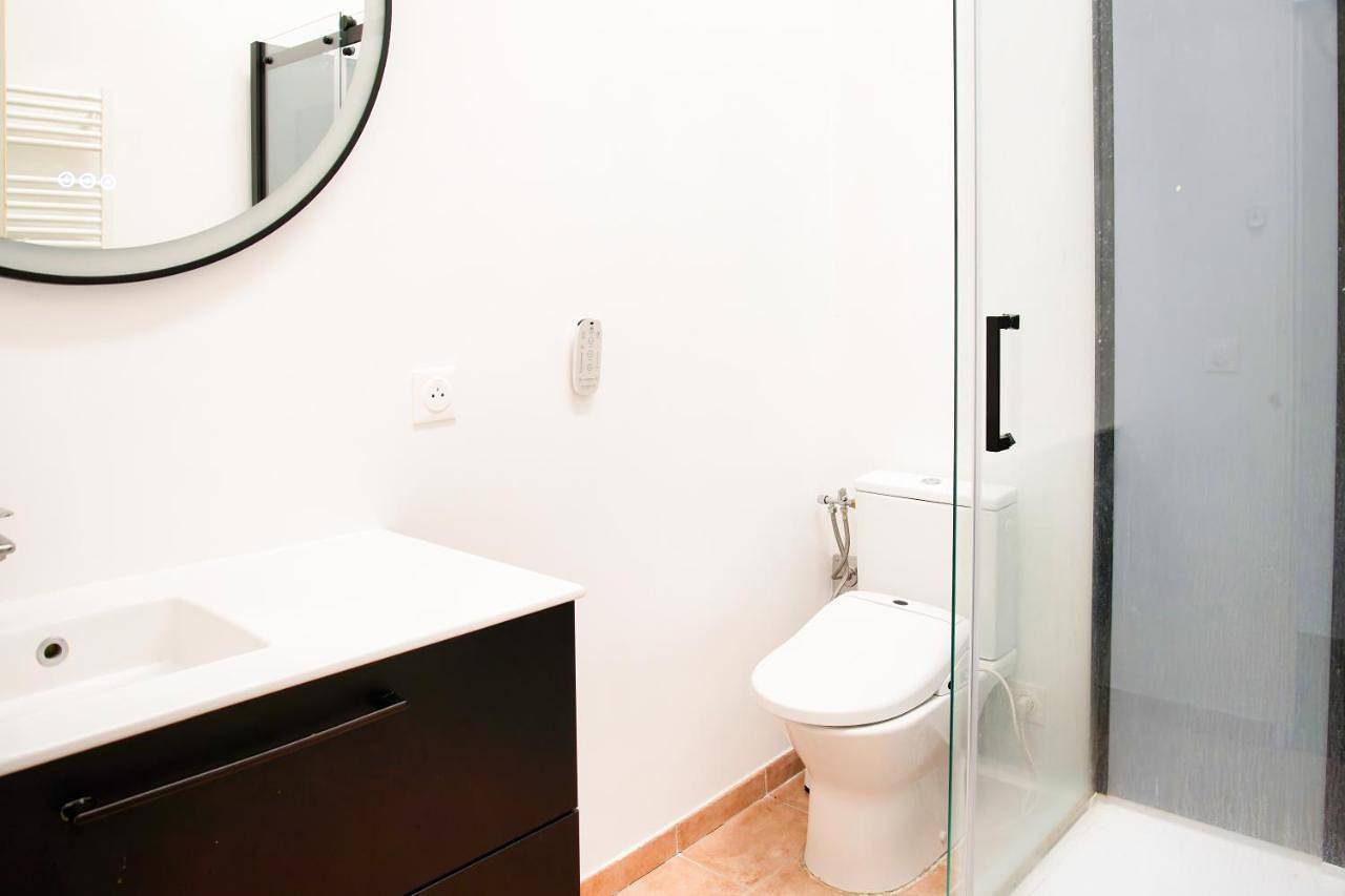 Appartement entier, Two-Bedroom Apartment in Divonne-les-Bains, Gex