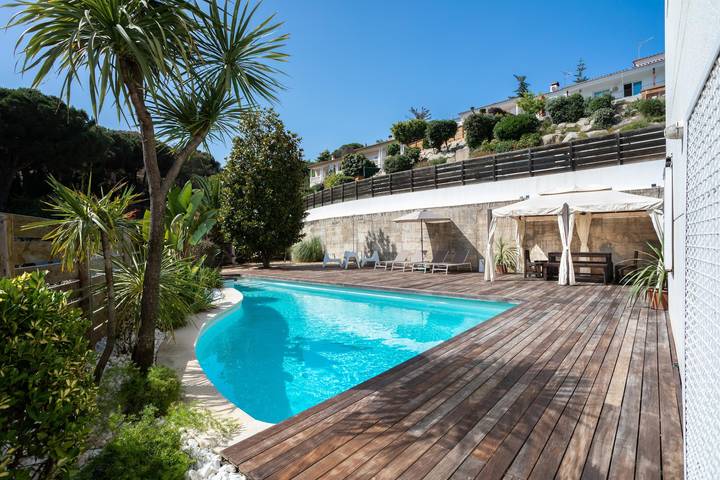 Bella - Piscine privée et barbecue à Cabrils in Urbanizacion Montcabrer, Cabrils