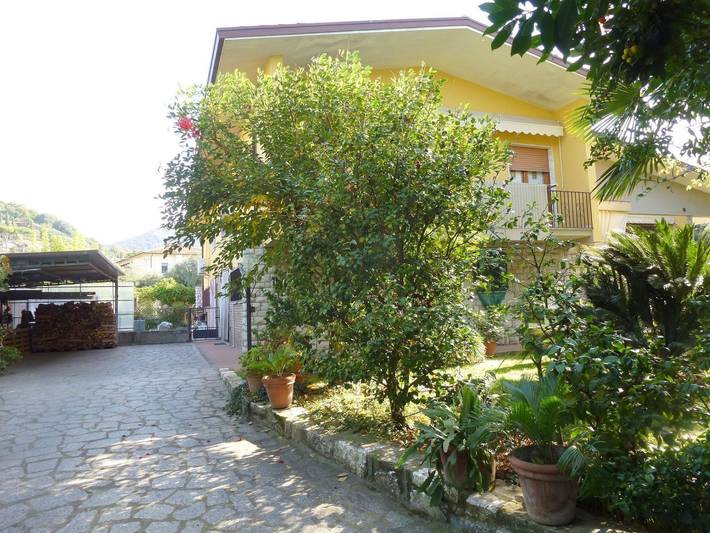 Ferienwohnung für 4 Personen, mit Garten