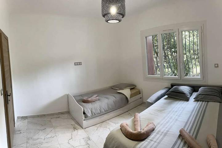 Ganze Wohnung, Accommodation for 6 adults or 5 adults + 2 children in Marseille, Mittelmeerküste (Frankreich)