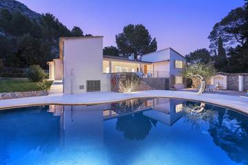 Villa in Pollença, Serra de Tramuntana für 12 