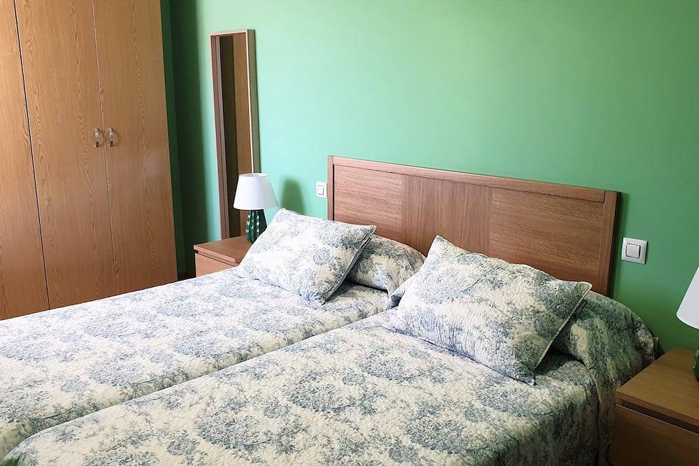 Sieben-Gipfel-Haus in Torrecaballeros (14P) in Torrecaballeros, Segovia Provinz